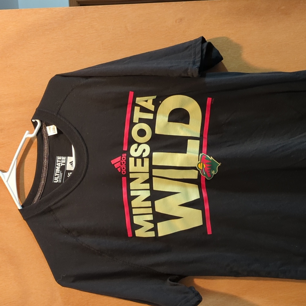 Minnesota Wild hockey t-shirt (large)